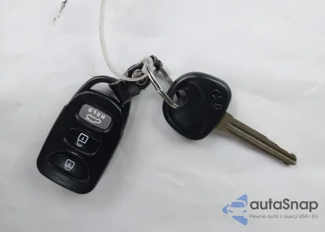 2017 Hyundai Elantra Se z USA, uszkodzony, nr VIN KMHD84LF1HU370228